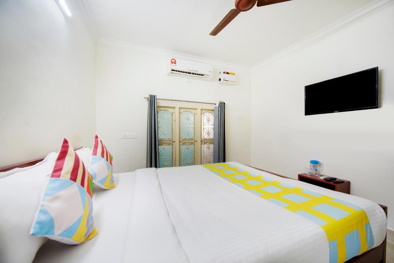Hotel Yadvik Chennai Luaran gambar