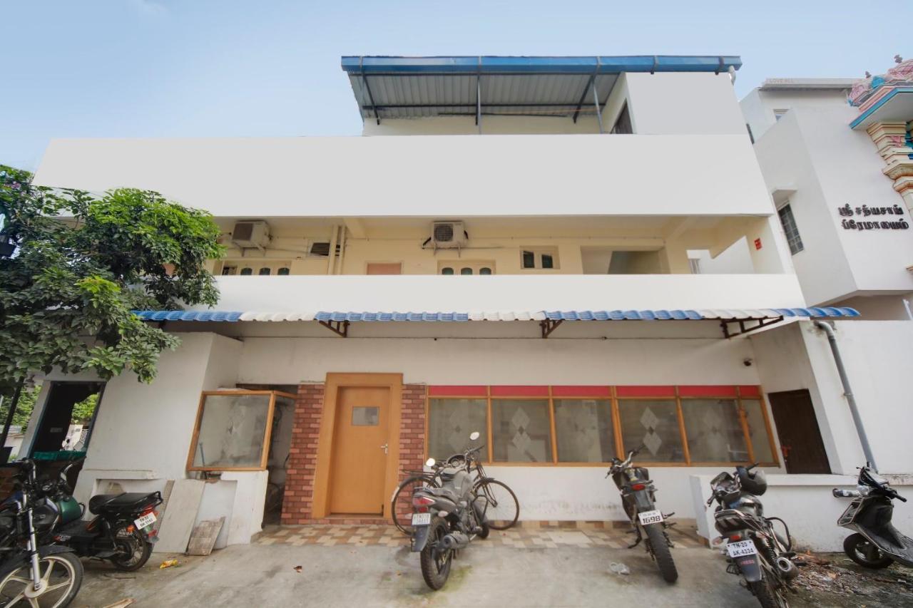 Hotel Yadvik Chennai Luaran gambar
